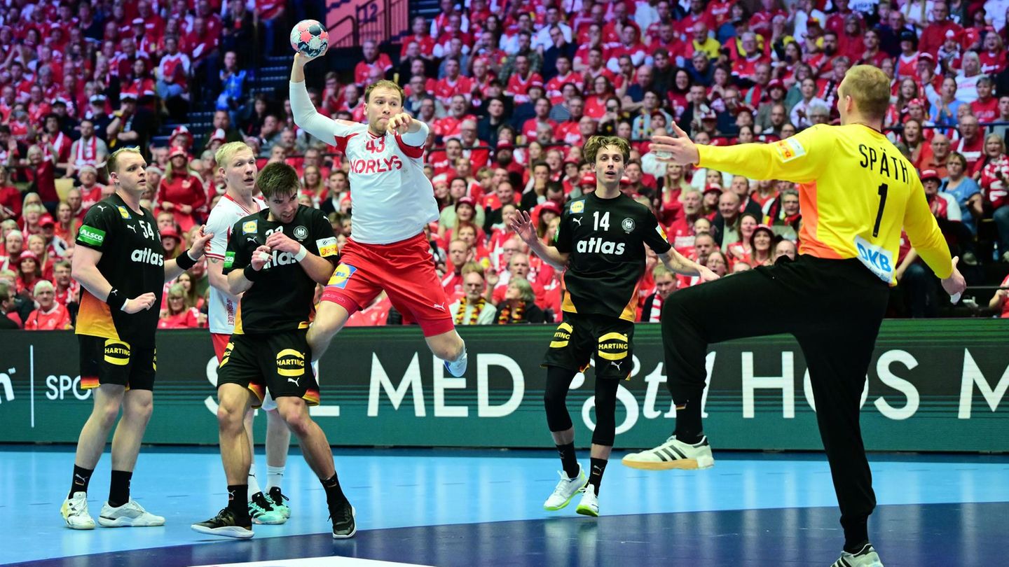 Handball-EM: Szene aus dem Spiel Deutschland gegen Dänemark