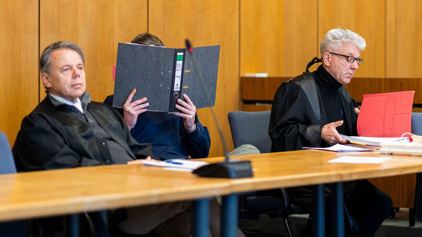 Nach dem gewaltsamen Tod seiner Ex-Lebensgefährtin wird das Urteil gegen einen 41-Jährigen erwartet. (Archivbild) Foto: Michael