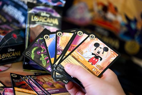 Der Hype um die Sammelkarten flaut ab. (Archivbild) Foto: Felix Kästle/dpa