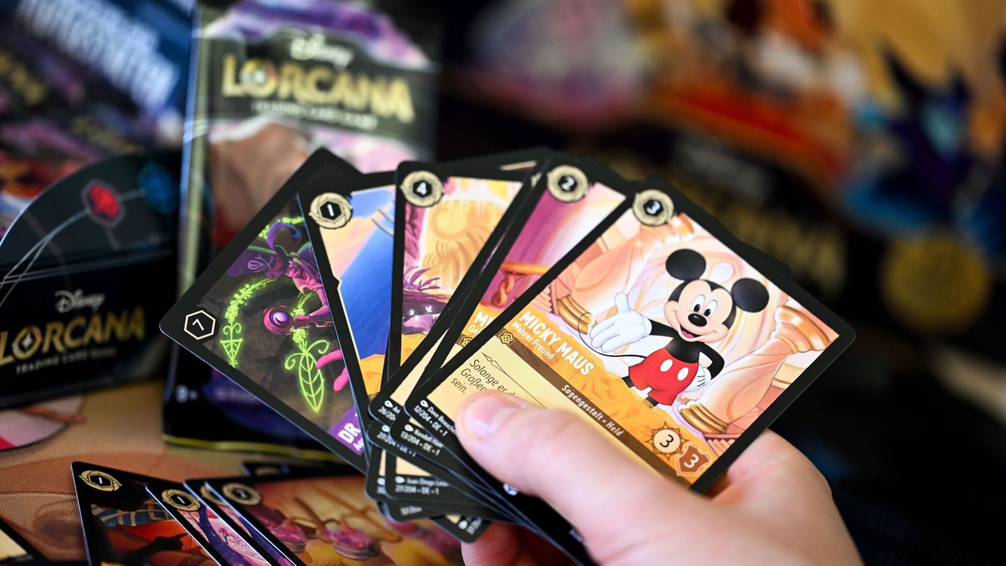 Der Hype um die Sammelkarten flaut ab. (Archivbild) Foto: Felix Kästle/dpa