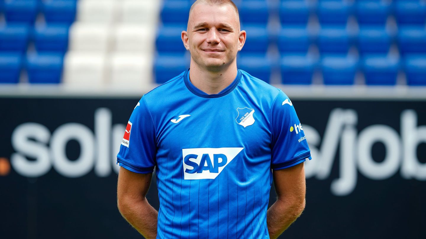 Fußball: Hoffenheim verleiht Szalai nach Polen weiter
