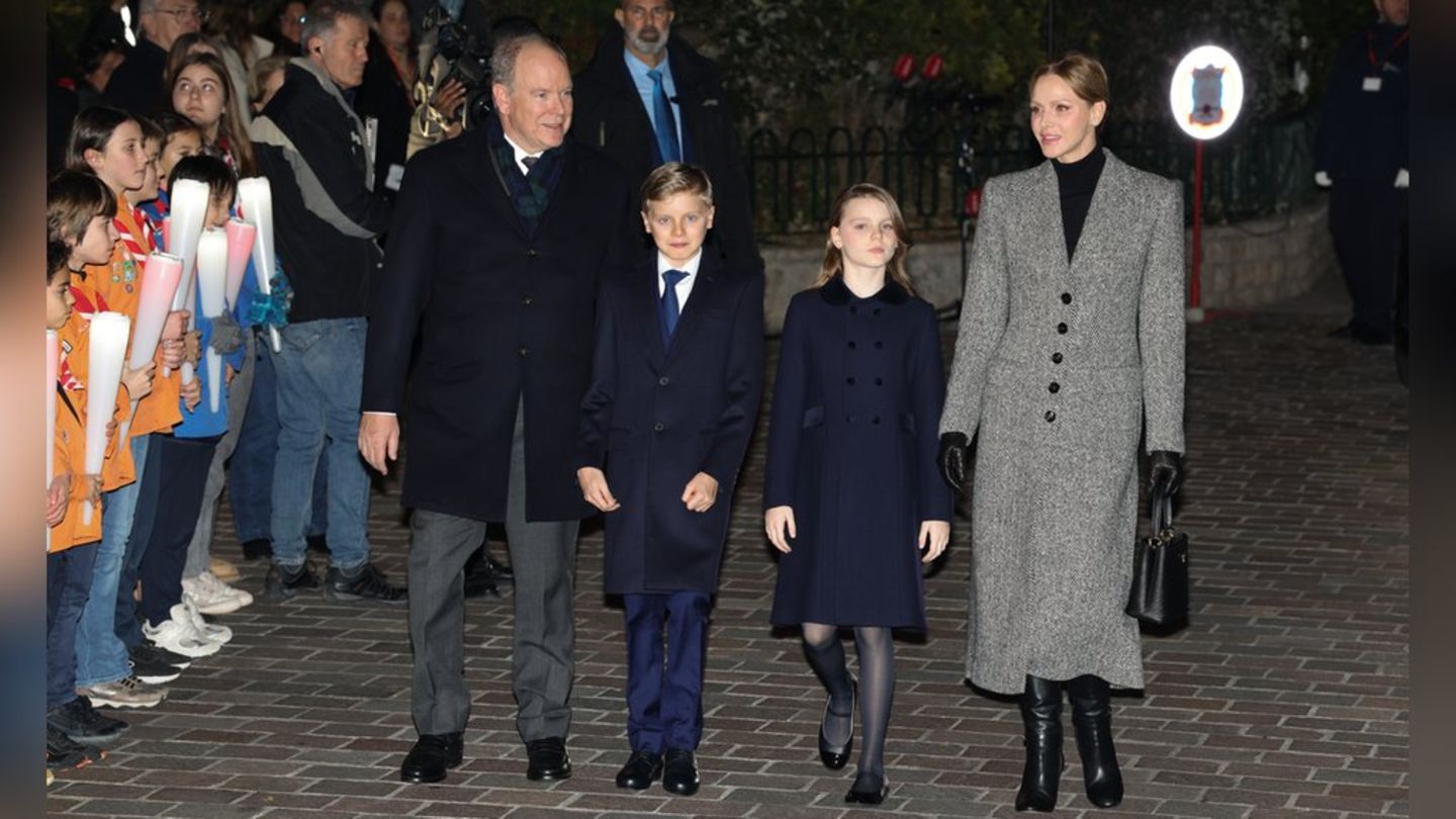 Fürstenfamilie von Monaco: Monaco-Zwillinge strahlen beim Traditionsfest