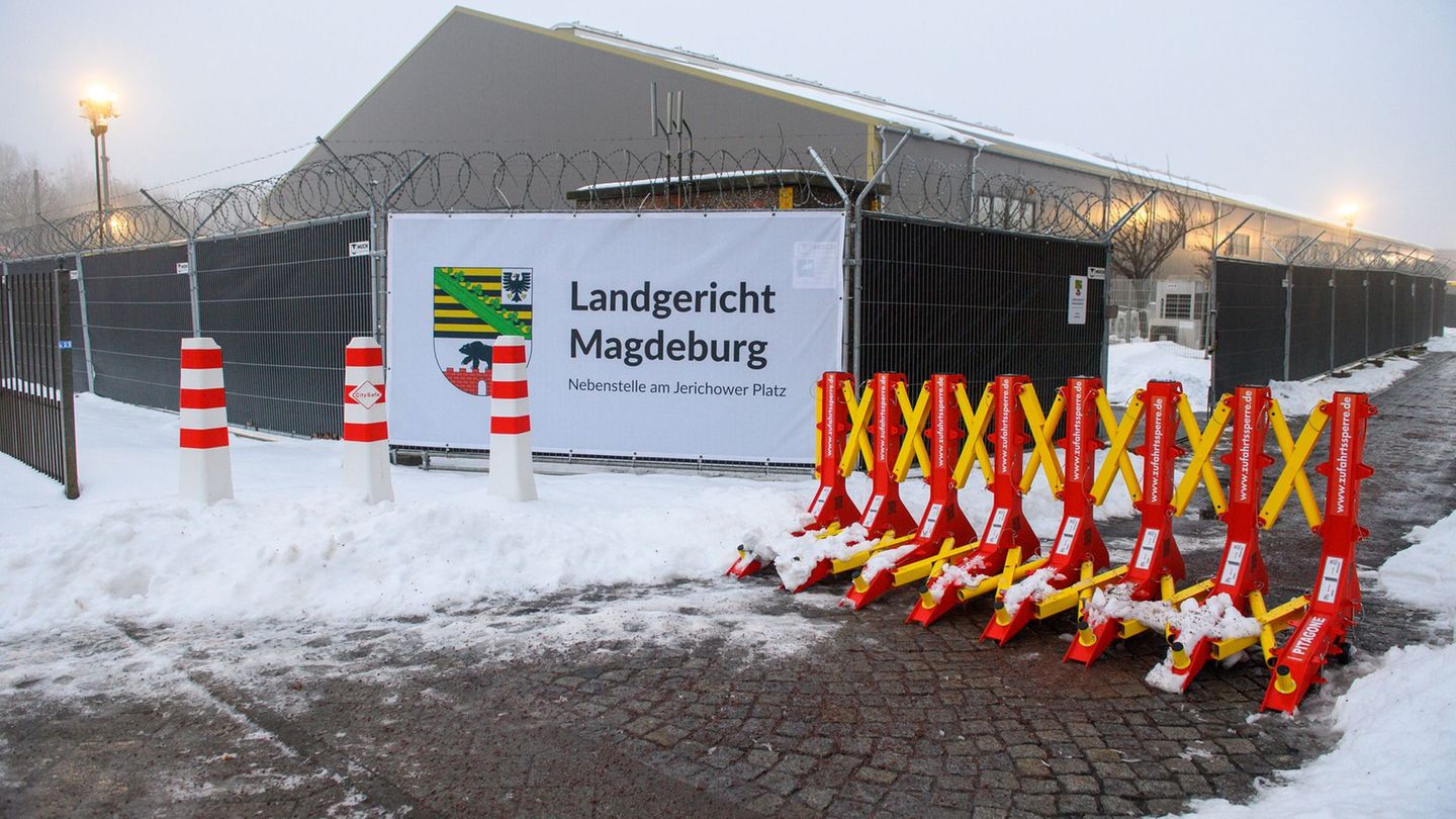 Für den Prozess hat das Land Sachsen-Anhalt ein Interims-Gerichtsgebäude errichten lassen. (Archivbild) Foto: Klaus-Dietmar Gabb