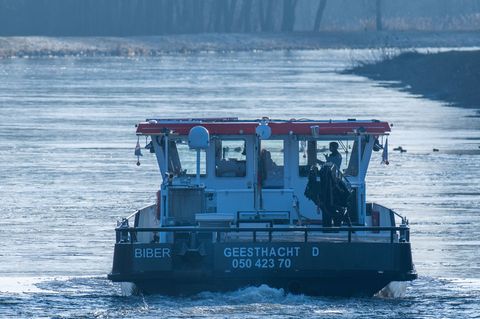 Der Elbe-Lübeck-Kanal ist seit Donnerstag nicht mehr für normale Schiffe befahrbar. (Archivbild) Foto: Jens Büttner/dpa
