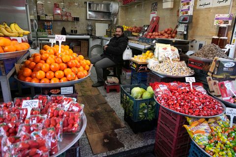 Mit einem Angriff verbinden manche Iraner die Hoffnung, dass sich im Land grundlegend etwas ändert. (Archivbild) Foto: Vahid Sal