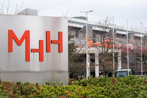 In Hannover und Göttingen legen Beschäftigte der Unikliniken ihre Arbeit nieder. (Symbolbild) Foto: Julian Stratenschulte/dpa