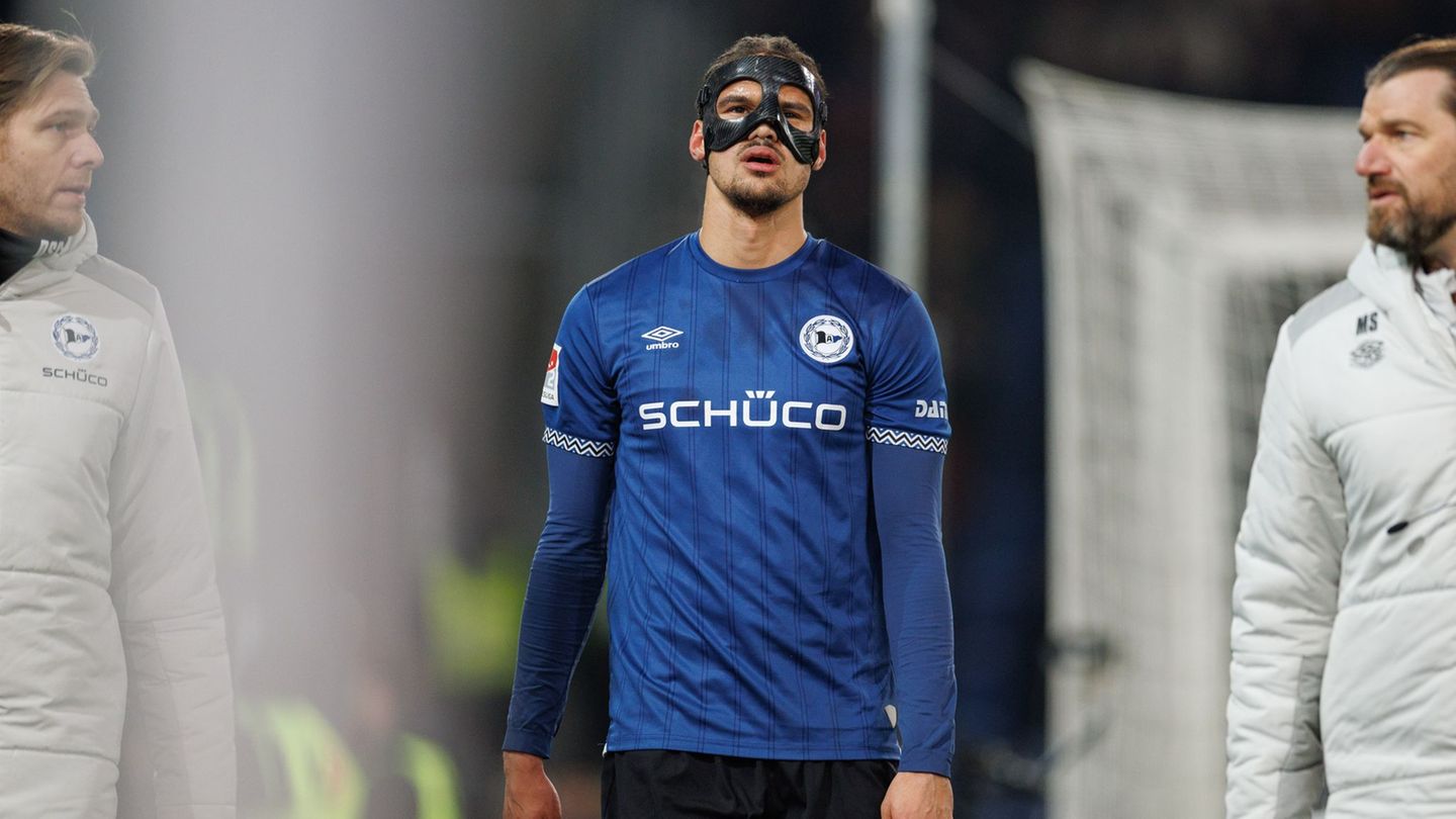 Musste verletzt vom Feld: Joel Felix. (Archivbild) Foto: Friso Gentsch/dpa