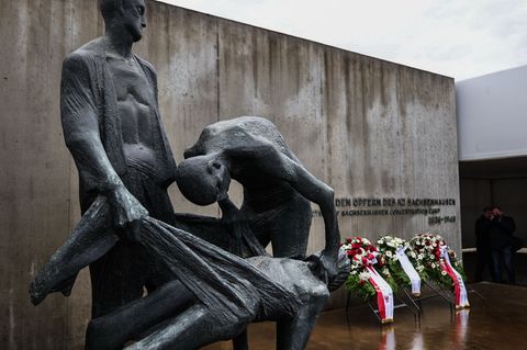 Im ehemaligen KZ Sachsenhausen in Oranienburg und in anderen Städten wird der Opfer des Nationalsozialismus gedacht. (Archivbild