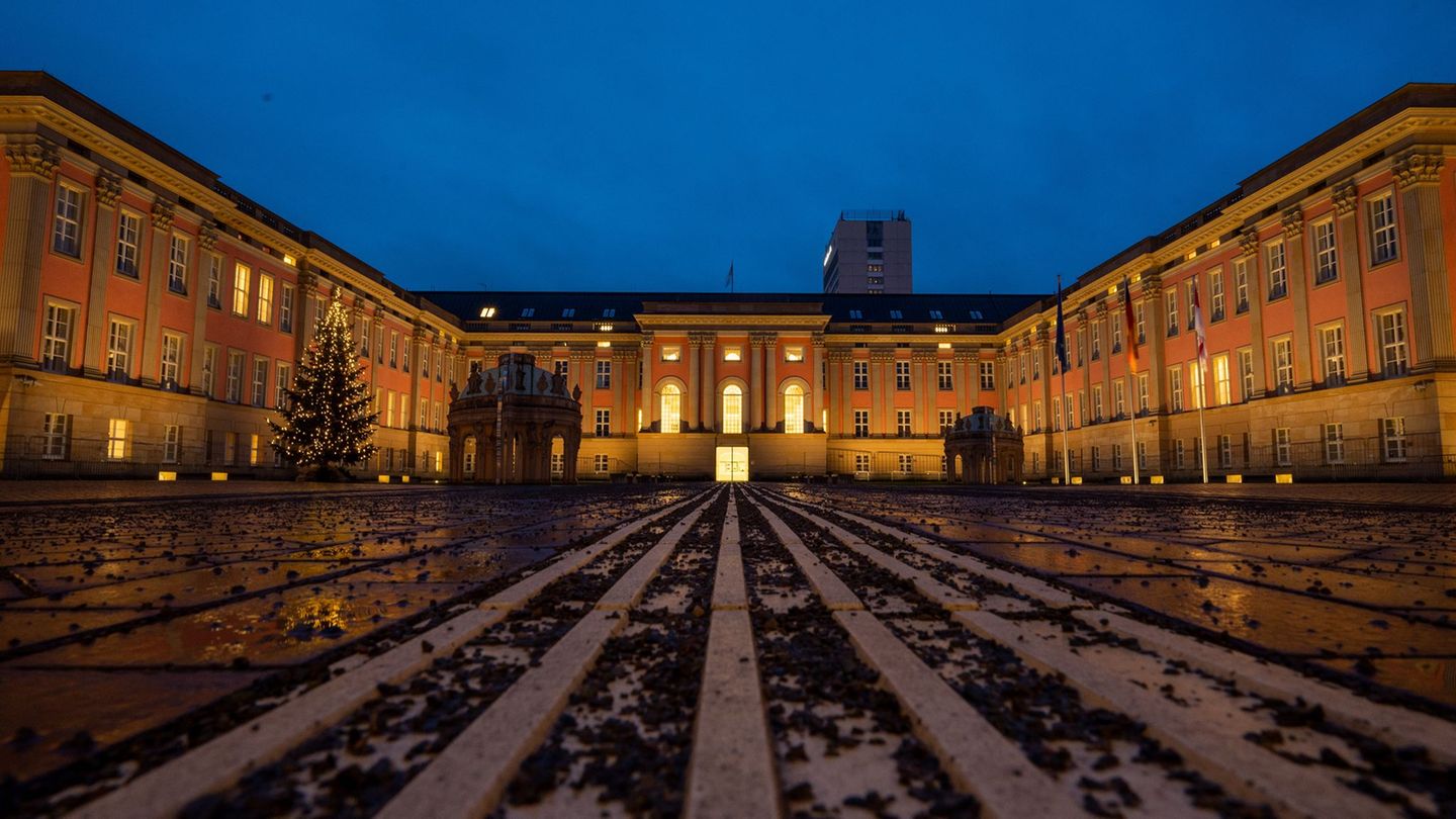 Der Brandenburger Landtag debattiert über Landwirtschaft, Lehrer und über das Fraktionsgesetz. (Archivbild) Foto: Monika Skolimo