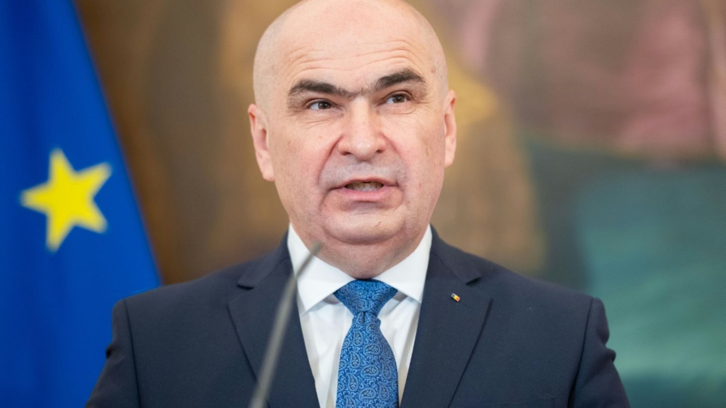 Ilie Bolojan im Dezember 2025 bei einem Besuch in Wien