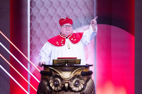 Karnevalisten sagen, das Publikum höre Büttenrednern teils nicht mehr gut zu. (Archivbild) Foto: Lando Hass/dpa