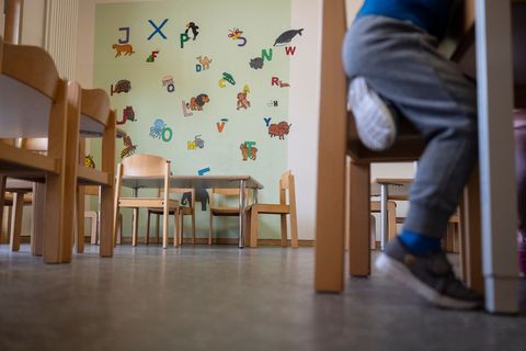 In den Thüringer Kindergärten gibt es einer Studie zufolge zu wenig Personal. (Symbolbild) Foto: Marijan Murat/dpa
