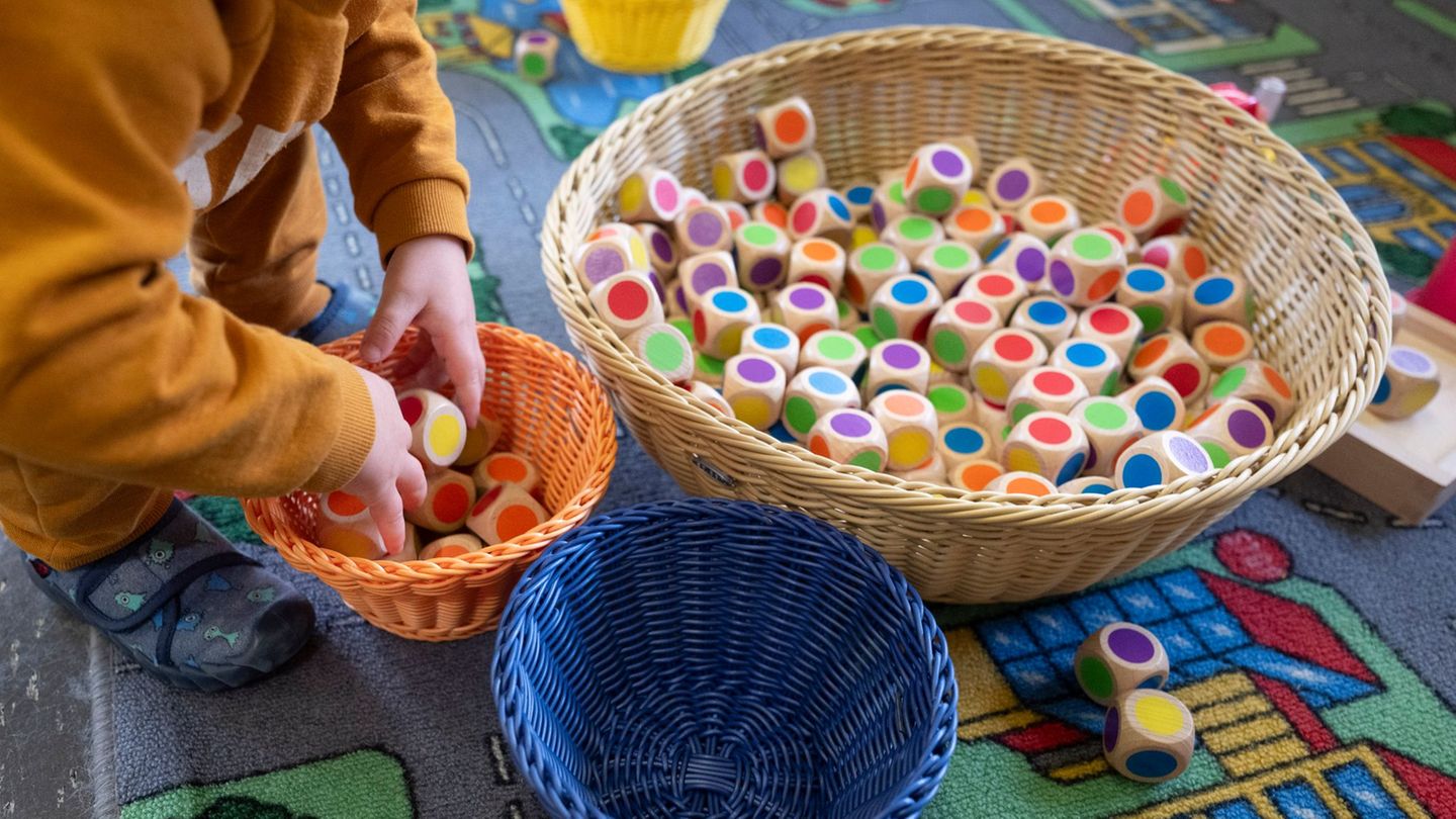 Nirgendwo erfüllen so viele Kitas die wissenschaftlichen Empfehlungen zur Personalausstattung wie in Baden-Württemberg. (Archivb