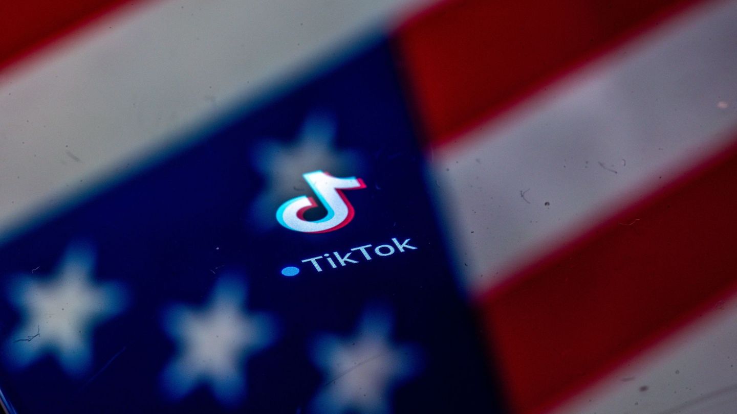 Auf die Neuordnung bei Tiktok in den USA folgten massive technische Probleme. (Archivbild) Foto: Jens Büttner/dpa