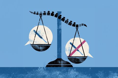 Eine Illustration mit einer Waage zum Thema Rücken-OPs