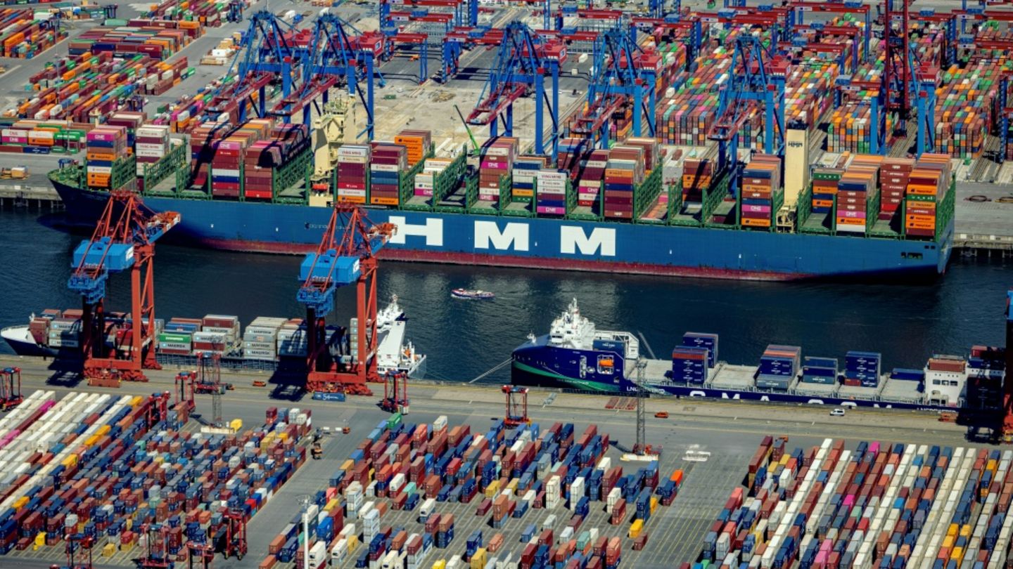 Containerumschlag in Hamburg