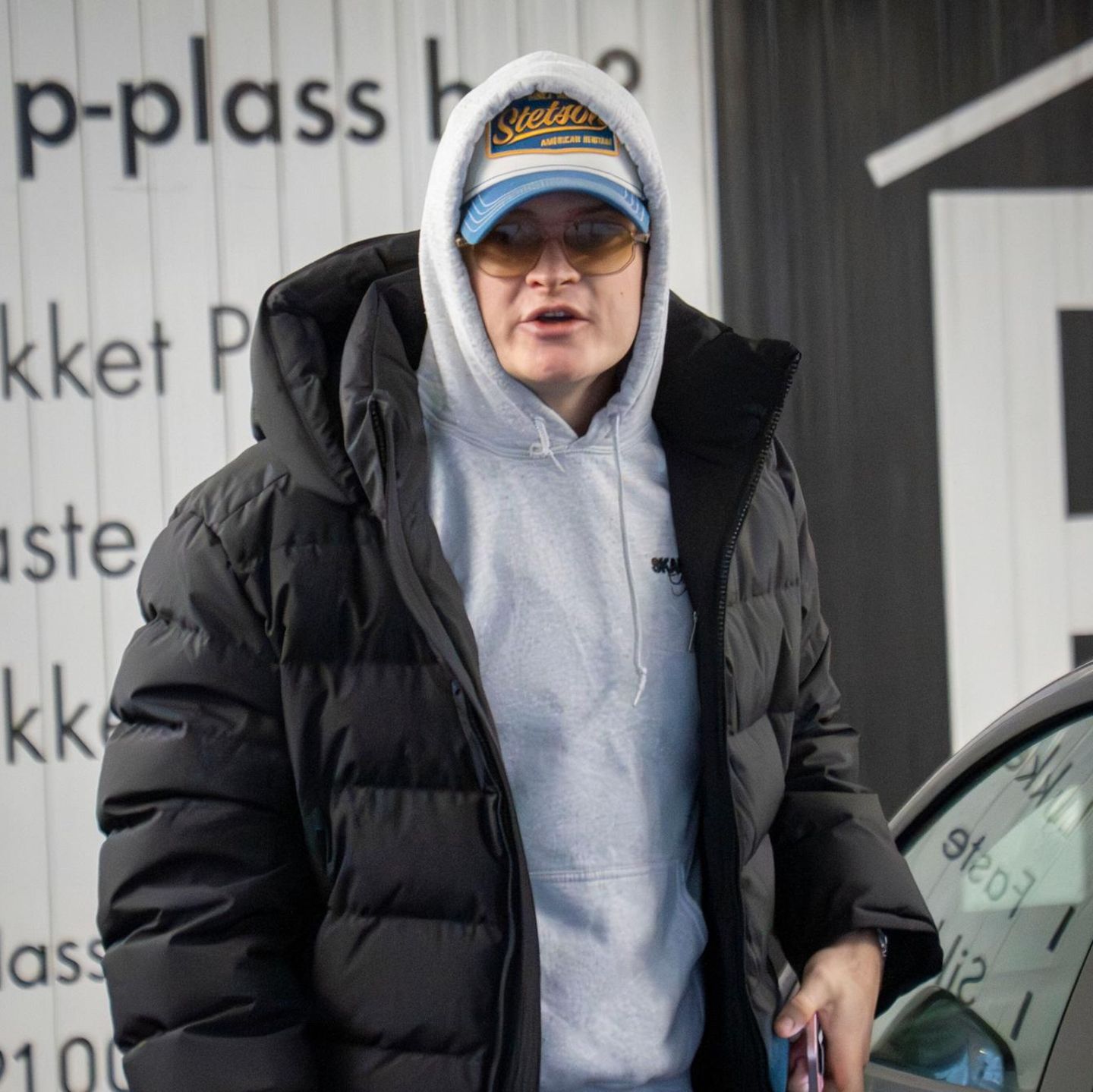 Marius Borg Høiby kürzlich in Oslo. Er trägt einen grauen Kapuzenpulli