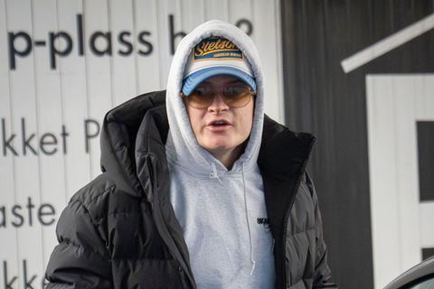 Marius Borg Høiby kürzlich in Oslo. Er trägt einen grauen Kapuzenpulli