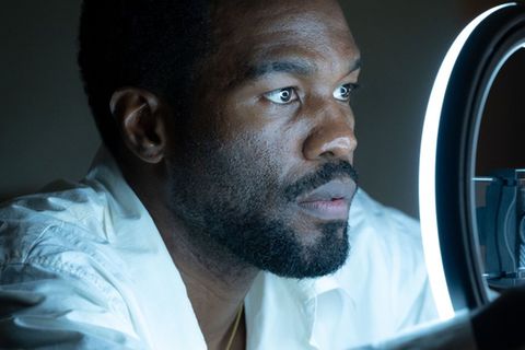 Yahya Abdul-Mateen II in "Wonder Man".