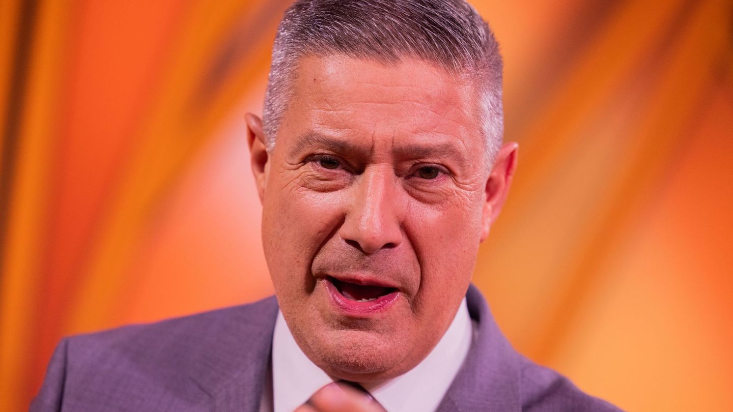 Urteilt bald nicht nur bei "Let's Dance", sondern auch bei "Grill den Henssler": Joachim Llambi. (Archivfoto) Foto: Rolf Vennenb