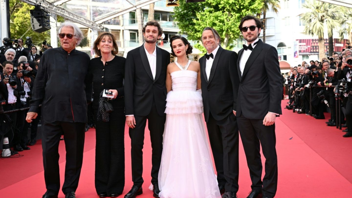 Filmcrew von "Nouvelle Vague" in Cannes