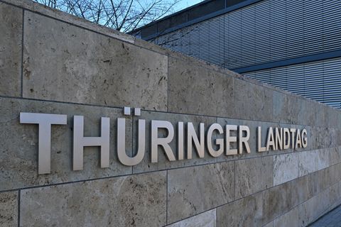 Neuer Anlauf zur Besetzung wichtiger Landtagsämter in Thüringen (Symbolbild) Foto: Martin Schutt/dpa