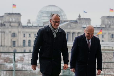 Friedrich Merz mit dem rumänischen Regierungschef Bolojan