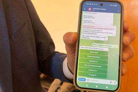 In Krisen- und Katastrophenfällen soll die Anwendung KatHelfer dabei helfen, den Einsatz freiwilliger Helfer zu koordinieren. Fo