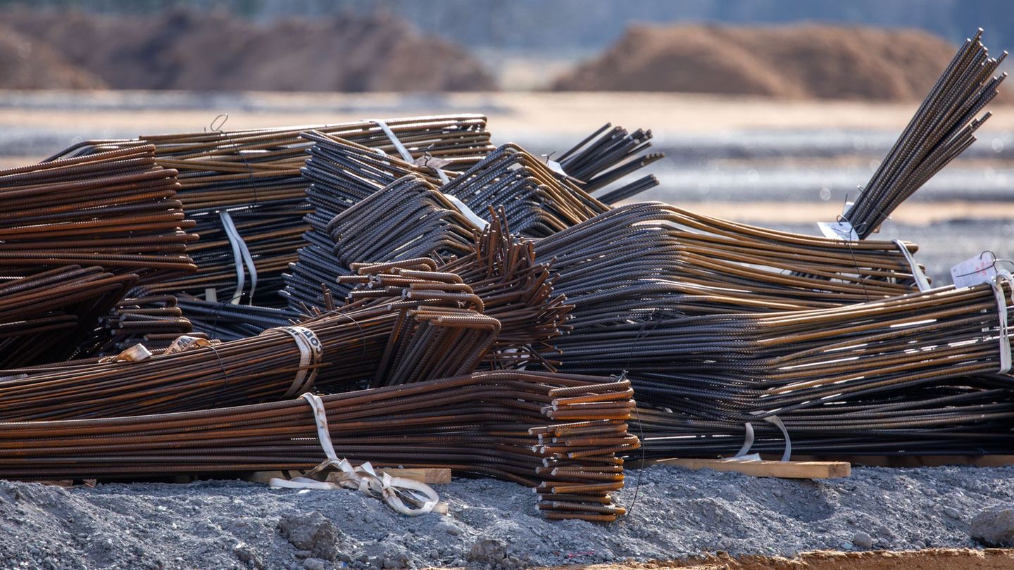Die Baubranche in MV hofft, dass 2026 das Ende der Talfahrt bringt. (Symbolbild) Foto: Jens Büttner/dpa