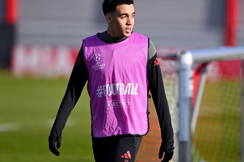 Jamal Musiala beim Abschlusstraining vor dem Eindhoven-Spiel. Foto: Sven Hoppe/dpa