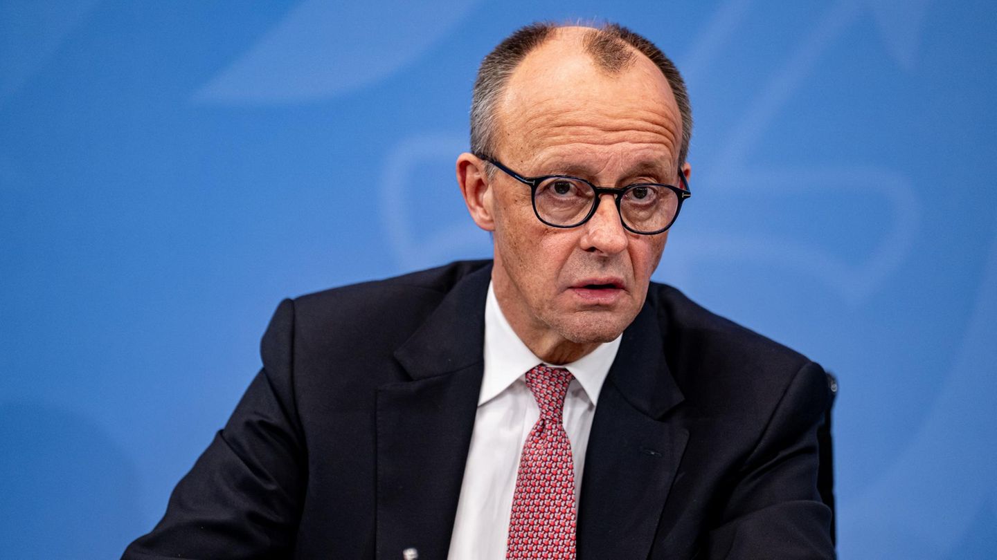 Friedrich Merz sagte der Ukraine bei den Verhandlungen Unterstützung zu, direkt mit Russland sprechen, wolle er aber nicht