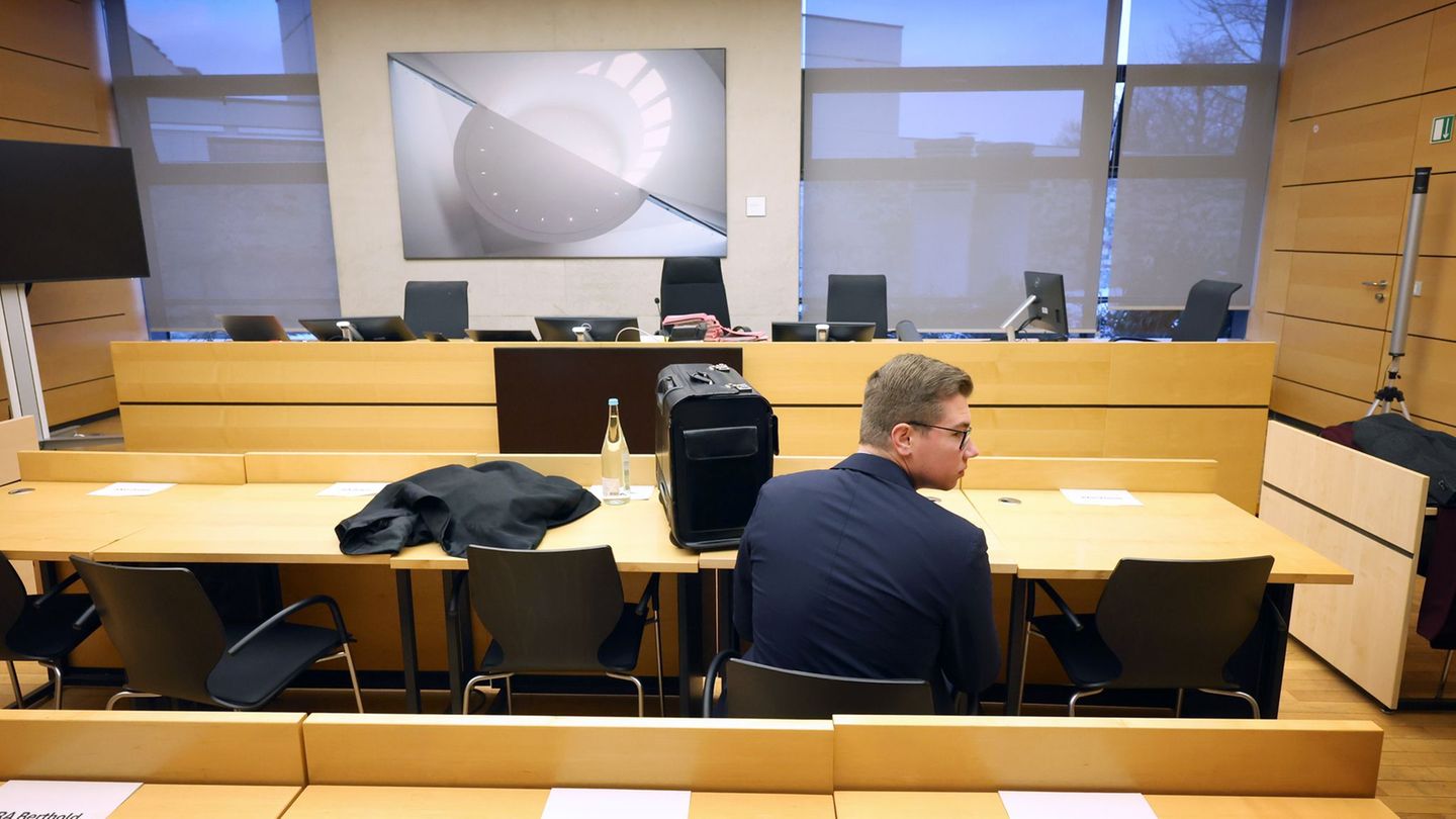 Nach Ansicht des AfD-Politikers sollte das Verfahren eingestellt werden. (Archivbild) Foto: Karl-Josef Hildenbrand/dpa