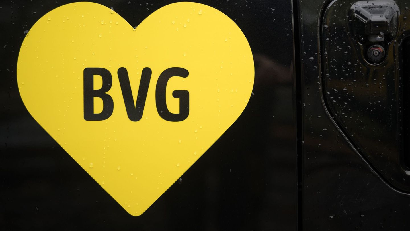 Bei der BVG gehen die Tarifverhandlungen am Donnerstag in die zweite Runde. (Archivbild) Foto: Sebastian Gollnow/dpa