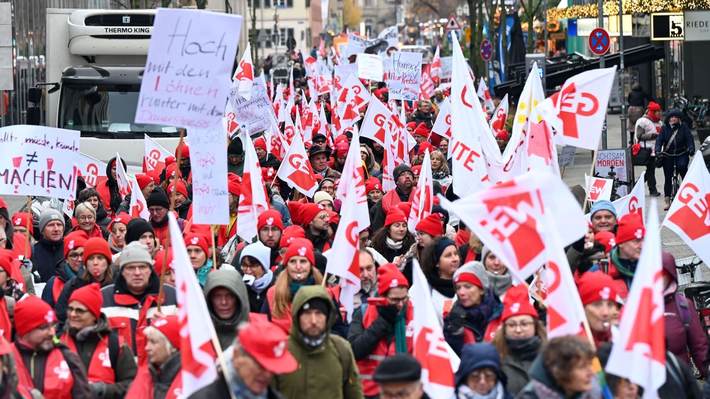 Die Bildungsgewerkschaft GEW ruft in Baden-Württemberg am Donnerstag zu einem Warnstreik auf. (Archivbild) Foto: Uli Deck/dpa
