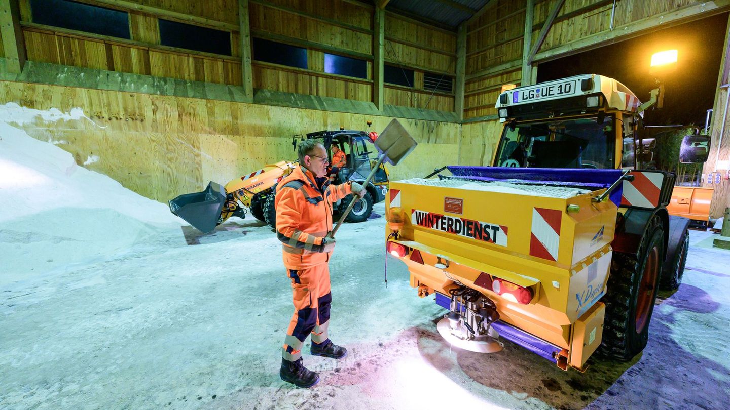 Der Streusalzanbieter Brüning kann weiter liefern - "mit gewissen Lieferzeiten". Nach Einschätzung des Unternehmens haben viele