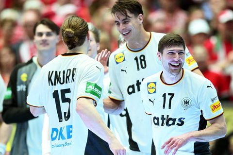Deutschlands Handballer spielen um ihre erste EM-Medaille seit dem Titel 2016. Foto: Sina Schuldt/dpa