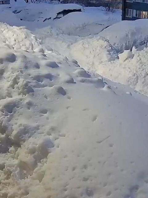 Schneemassen in Kamtschatka begraben ganze Orte.