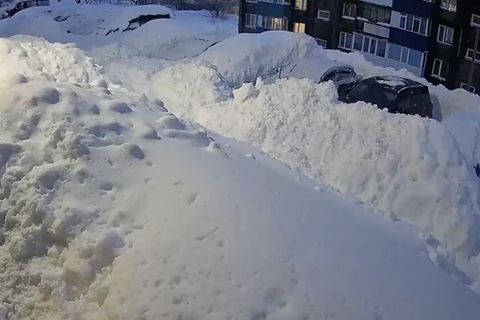 Schneemassen in Kamtschatka begraben ganze Orte.