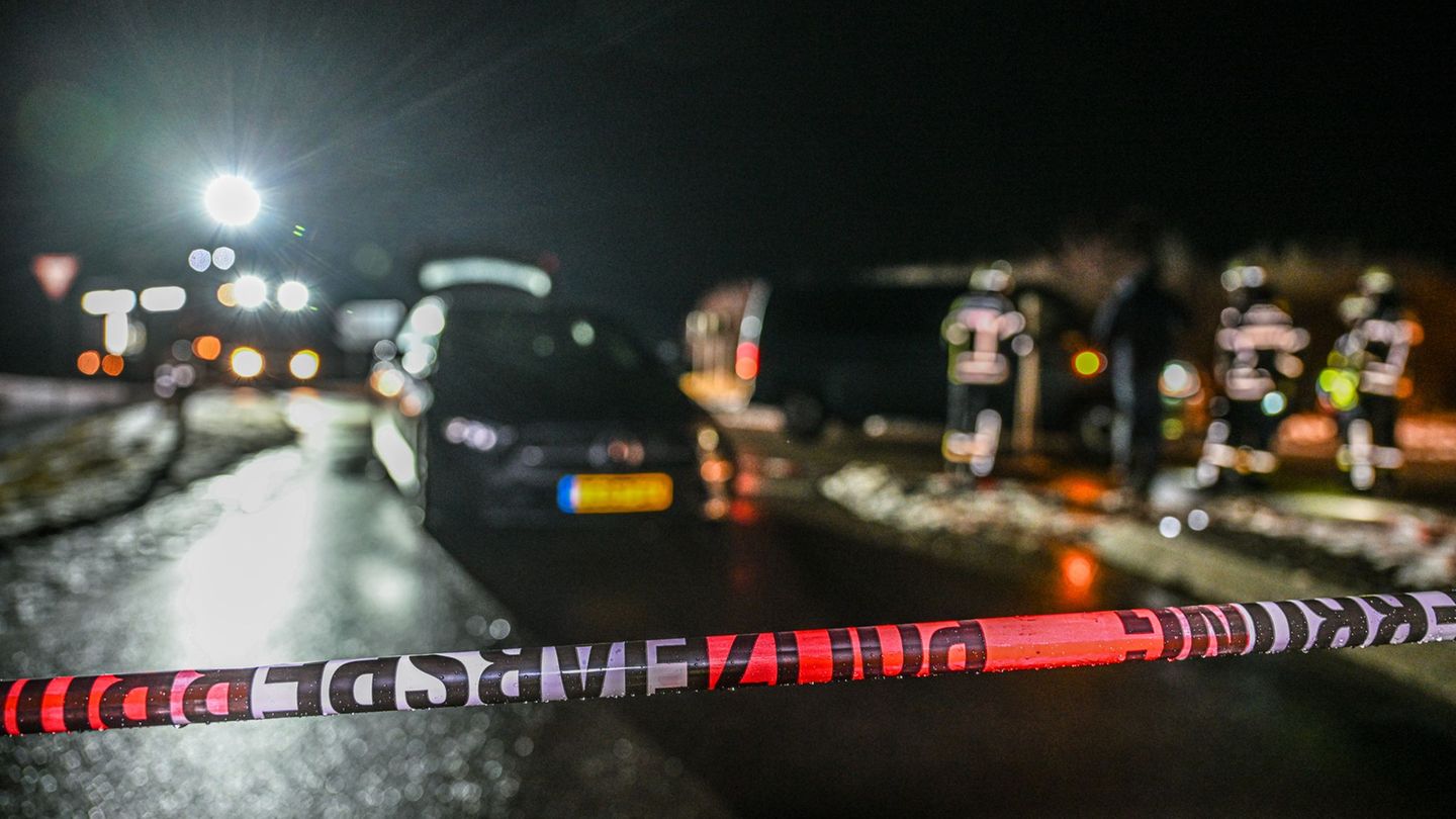 Der Fahrer der Fluchtautos und sein Beifahrer sitzen laut Polizei in Untersuchungshaft. Foto: Marius Bulling/onw-images/dpa
