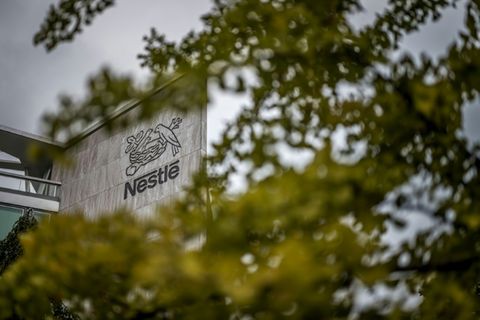 Logo von Nestlé
