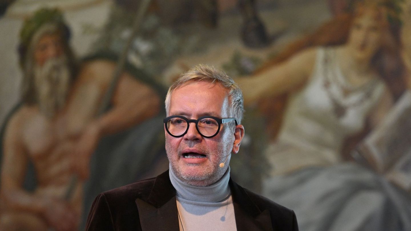 Ansgar Staudinger fordert: Fahrradfahrer sollen nur einen Teil des Schmerzensgeldes bekommen, wenn sie bei einem Unfall keinen H