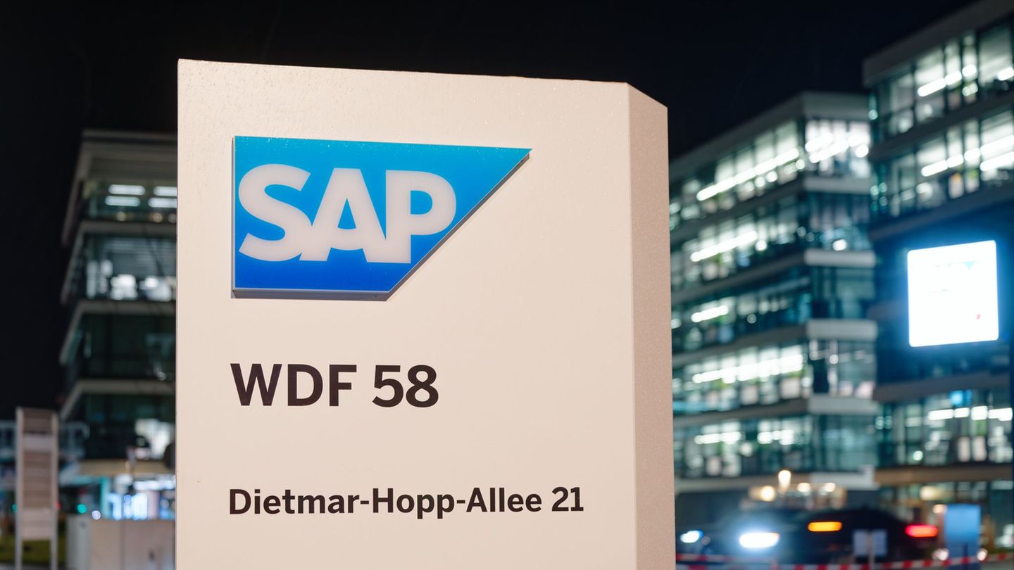 Die Aktie fiel am Donnerstag zwischenzeitlich um rund 16 Prozent auf 165 Euro – und damit auf den tiefsten Stand seit zwei Jahre