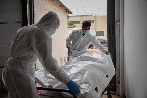 Aus Israel übermittelte Leichen von Palästinensern im Süden des Gazastreifens. (Archivbild) Foto: Abdel Kareem Hana/AP/dpa