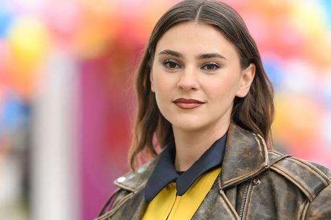 In ihrem Podcast erzählte Model Stefanie Giesinger davon, dass sie zurzeit viel weine. (Archivbild) Foto: Jens Kalaene/dpa