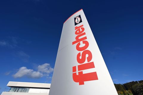 Die Unternehmensgruppe Fischer expandiert nach Saudi-Arabien. (Archivbild) Foto: Uli Deck/dpa