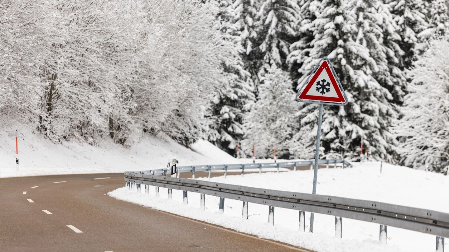 Im Südwesten kann es mancherorts wieder glatt werden. Foto: Philipp von Ditfurth/dpa