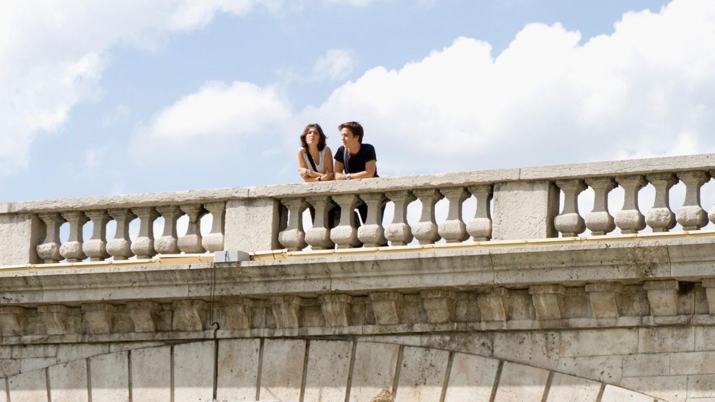 Die erste große Liebe hinterlässt Spuren (Symbolbild)