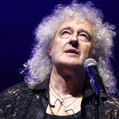 Sir Brian May ist gemeinsam mit Freddie Mercury und Roger Taylor eines der Gründungsmitglieder der legendären Band Queen.