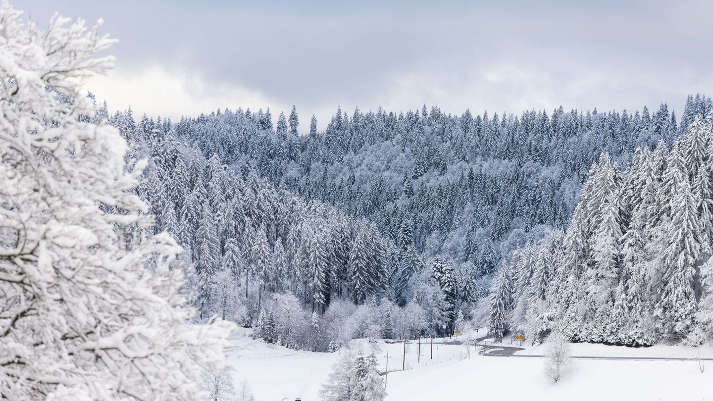 Es liegt noch viel Schnee im Südwesten. Foto: Philipp von Ditfurth/dpa