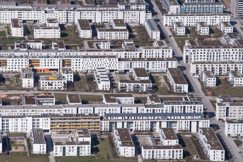Eine Münchner Wohnanlage. In der Landeshauptstadt gibt es quasi keine Wohnungen mehr für weniger als zwölf Euro Miete pro Quadra